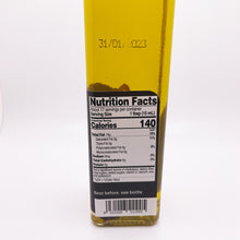 Load image into Gallery viewer, Stefania Calugi Natural Black Truffle Flavored Extra Virgin Olive Oil
